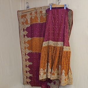 28 Inch Waist Vintage Vibrant Purple and Orange Women's Partial Saree